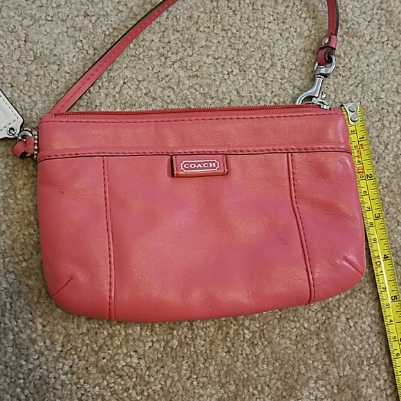 Coach wristlet - Picture 8 of 8